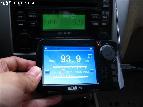 神行者GPS 698评测 带FM发射的导航仪，出行得力助手